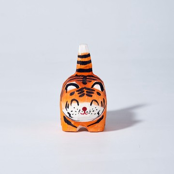 Tara 老虎木雕