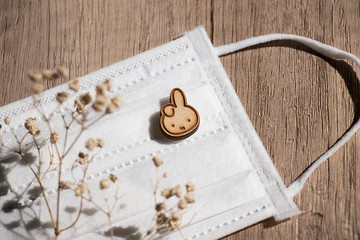 【Pinkoi x miffy】Dan 香氛口罩扣 / 磁吸別針 | ninety second