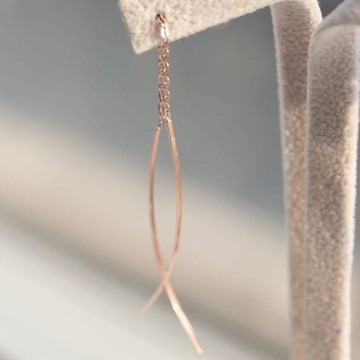 【 CHARIS 韓國珠寶】純14K金 弧形長耳環 純k金耳環 不褪色