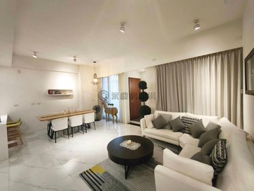 大里二期旁/面寬6.8米/雙車位電梯別墅/綠建築｜台中市大里區上田街