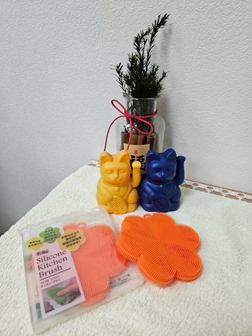 幸福買取??日本富士商Felio矽膠廚房刷-橘色