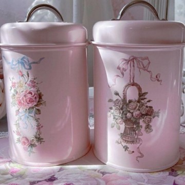 ｛現貨 附發票｝現貨速發 浪漫蝴蝶結 玫瑰花密封罐 儲物罐2入組 (2款各1) 生活用品 居家生活 歐式 公主粉 法式