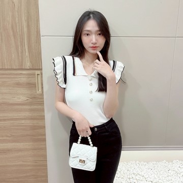 V領撞色針織背心【1929】 33春夏新款韓系修身顯瘦氣質純欲排釦翻領小飛袖貼身上衣  無袖背心 女生背心 背心女