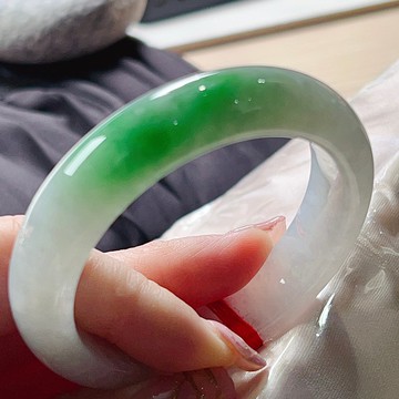 正陽綠白底青翡翠手鐲 | 17.5圍 | 天然緬甸玉翡翠A貨 | 送禮