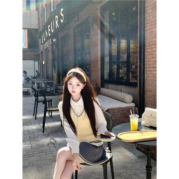Q女家 伯明翰女高/學院風入秋套裝女小個子針織背心馬甲百褶裙