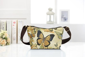 元寶斜背包 防潑水 平織緹花 戀蝶金黃