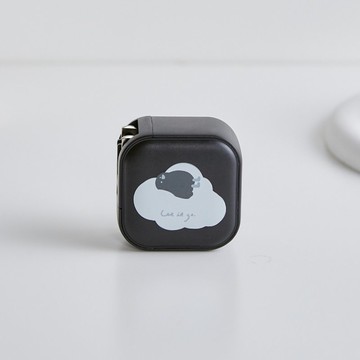 來點動物躺平烏鴉GaN 45W Type-C雙孔充電頭