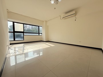 【春天悅灣｜稀有釋出6F大四房＋坡平車位｜｜新北市淡水區民族路