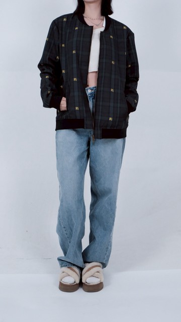 (M) burberry質感中性寬鬆棉質格紋logo短版綠色外套