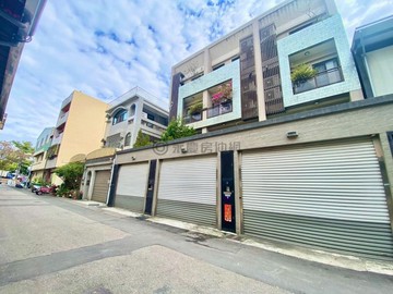 西屯中科世貿臨路精美雙車透天別墅｜台中市西屯區福中十五街