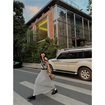 MOERSHOP背心小眾設計感長裙掛脖