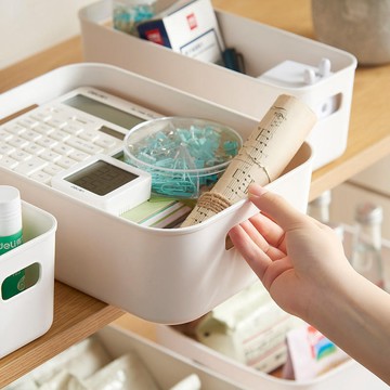 【台灣出貨 】化妝品首飾整理盒學生宿舍衣物塑料 桌面收納盒 儲物盒