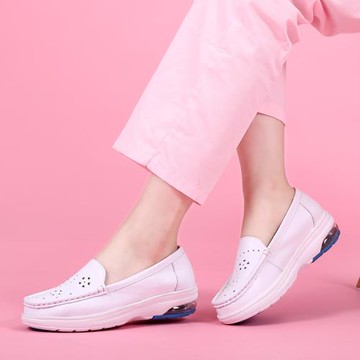 護士鞋女白色真皮軟底氣墊夏透氣洞洞厚底舒適簡潔通勤上班單鞋女