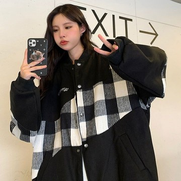 P3-【免費參觀】 飛行外套 棒球外套 夾剋外套 外套女 女生外套 棒球服 美式復古夾剋棒球服女早秋季格子拚接設計感小眾