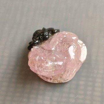 蟾蜍福氣碧璽巧雕擺件– 純古董SA-205