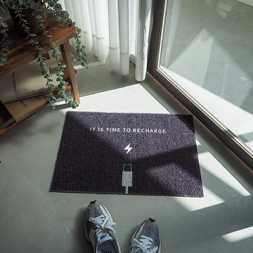 為你充電刮泥地墊