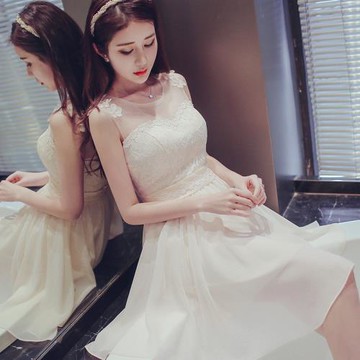 仙氣質姐妹裙香檳色畢業伴娘服