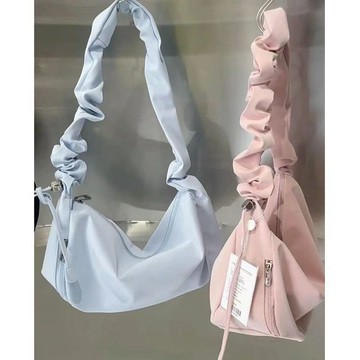 Bag House👜 2025最新款 雲朵包包女 新款韓國小衆褶皺餃子包大容量通懃單肩斜挎包 託特包 包包女 單肩包