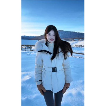 (免運)2025冬季新款連帽羽絨棉服女收腰短款外套氣質時尚百搭設計感棉衣