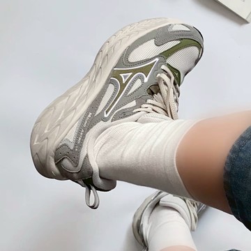 MIZUNO ASTRO LS 銀綠 厚底增高 緩震回彈 跑步鞋 美津濃 男女同款 D1GH252105