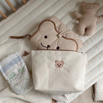 隔日達✨ Ins 刺繡熊熊尿布袋 推車掛袋 寶寶玩具收納 掛包 媽媽包 化妝包 收納包