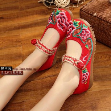 厚牛筋底舒適老北京布鞋 平跟民族風繡花鞋子 跳舞蹈媽媽女鞋單鞋