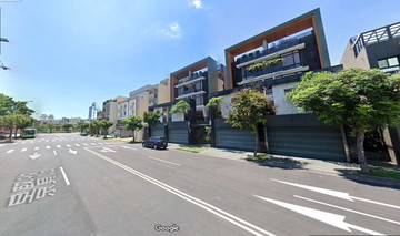 全新，面公園，史詩級，四車，朝南，電梯豪墅｜台中市北屯區景賢路