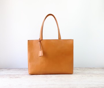 Shikaku 形手提袋，駱駝，定做