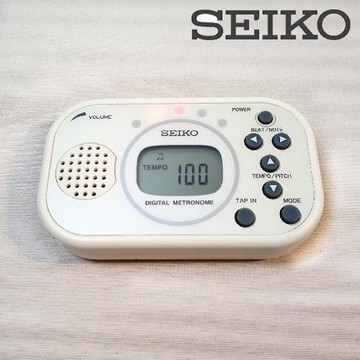 『SEIKO 精工』DM100 數位節拍器 / 可固定於譜架 / 白色 / 公司貨保固