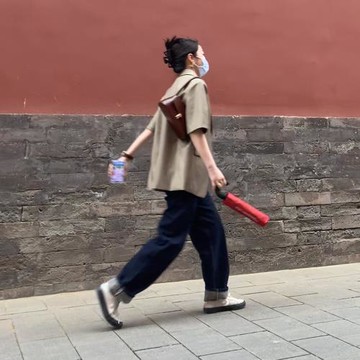 GREENGAO看起來貴貴的超時髦棕色純色單肩包法棍包腋下包