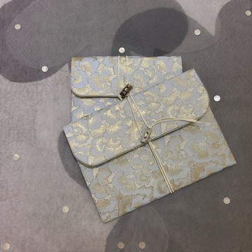 帕帕拉夏手工坊【手拿筆電包】萬用/外出/環保 綁帶款-花開四月