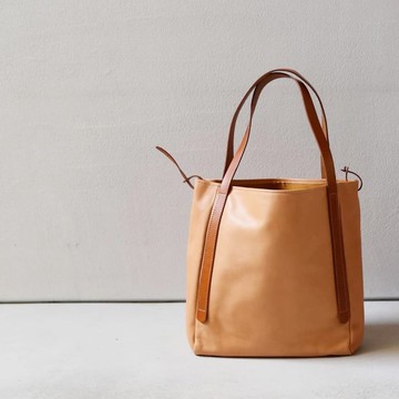 日本手工皮革 經典柔軟單肩背包  Made in Japan  by TEHA' AMANA