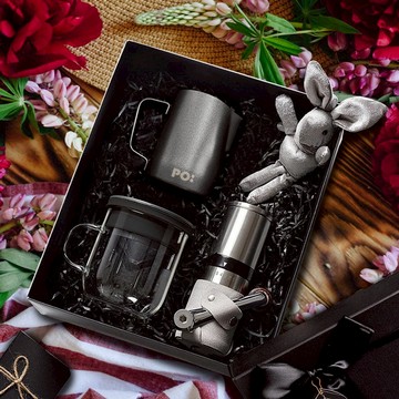 手沖咖啡三件禮盒組(咖啡磨2.0/玻璃杯350ml-共4色/拉花杯-黑) 黑紅