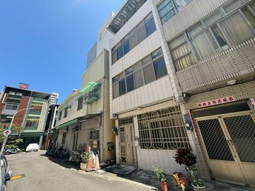 ⭐專約｜美麗島雙捷運稀有透天｜近六合夜市南華商圈｜高雄市新興區林森一路