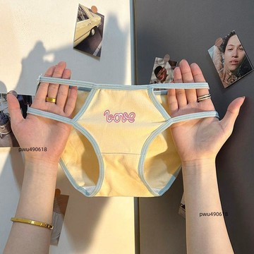 臺灣出貨 可愛風舒適多巴胺少女三角褲鏤空誘惑純棉襠學生妹提臀透氣三角褲