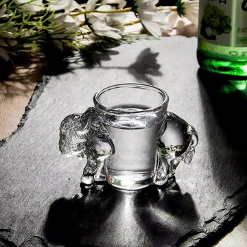 白酒杯動物烈酒杯清酒杯主人杯玻璃創意個性真露韓國日式燒酒杯子