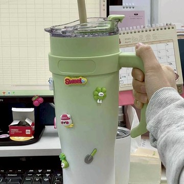 ❤️台灣現貨❤️新款巨無霸懶懶杯大容量水杯  304 不鏽鋼杯 保溫 保冷 桌面杯 冰霸杯 馬克杯 花茶杯 吸管杯馬卡龍