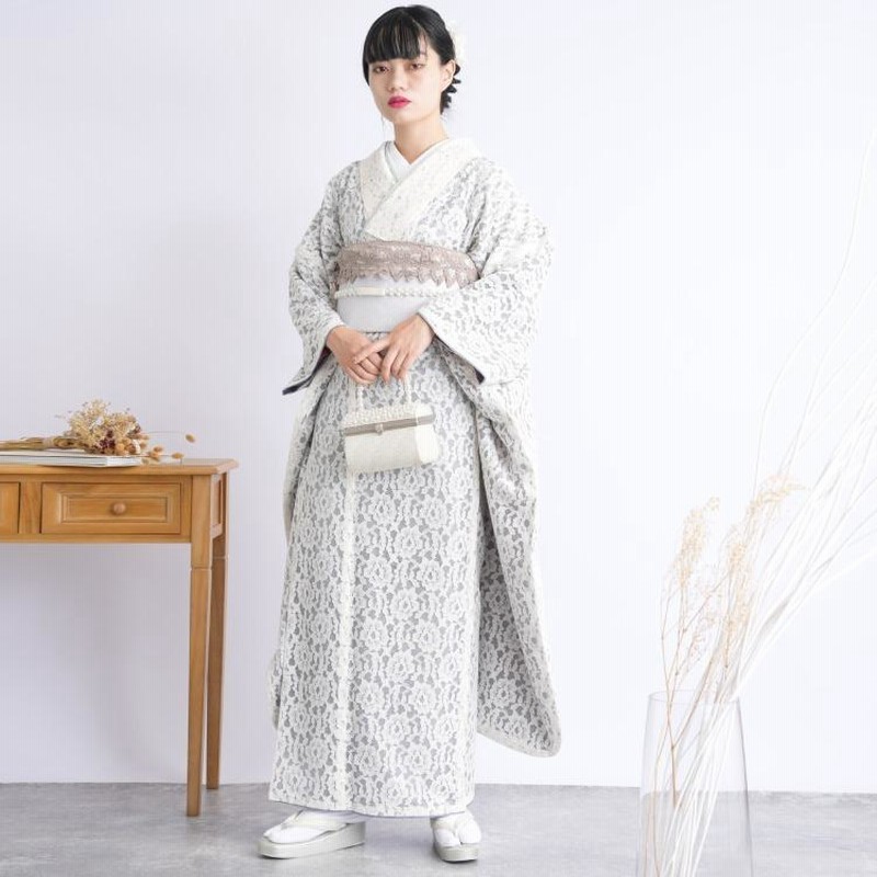 レース振袖セット 白×ゴールド 繰り返さ レース振袖セット 白×ゴールド 繰り返さ
