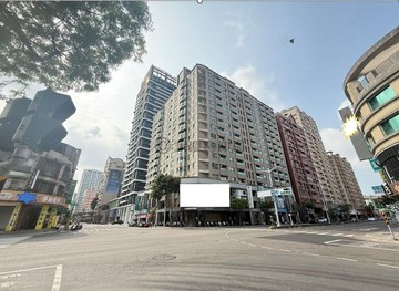高鐵．華夏路｜霸氣鈔集角窗店面｜高雄市左營區華夏路
