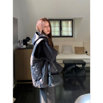 LIL CHER菱格復古棉馬甲女2025春秋新款寬松無袖坎肩外搭背心上衣