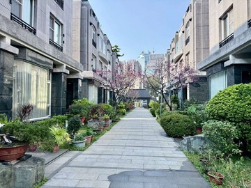 ✨七期高質感莊園別墅｜大地坪・稀有釋出✨｜台中市西屯區市政南二路