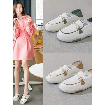真皮一腳蹬樂福鞋女2025新款休閑小白鞋肥寬腳平底大碼女鞋41—43