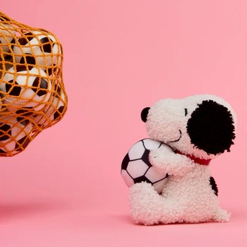 PEANUTS by BON TON TOYS｜Snoopy史努比填充玩偶-足球狗 16cm