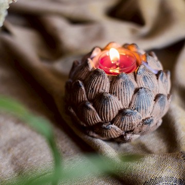 掬涵 蓮花座燭臺復古藝術桌面裝飾擺件禮物庭院花園酥油燈佛燈