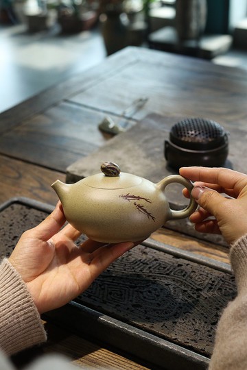 送禮紫砂壺茶壺雨花石 工艺师作品  段泥 300ml 14孔 潘云燕作品