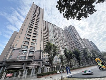 黃老師⭐亞灣國艷｜高樓層三房機上車位｜高雄市前鎮區鄭和南路