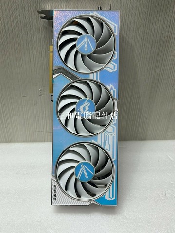 七彩虹 RTX4060 Ultra W OC 8G 幾乎全新 � � � 實物圖 测試良好 全部接口【三和電腦配件店】