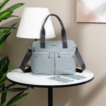 【Kinloch Anderson】城市酷玩 拉鍊前袋手提斜側包-灰綠