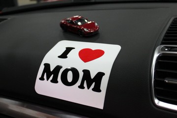 Love 2 love矽膠標誌- I LOVE MOM