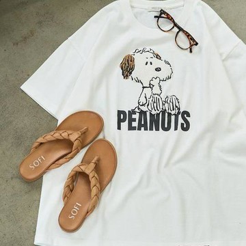 FREAK'S STORE 《PEANUTS》 沙迦拉刺繡短袖T恤